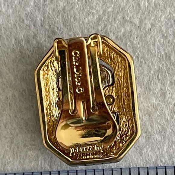 Marked Vintage Christian Dior ClipOn Earrings. Beautiful and Well Preserved - Picture 3 of 6